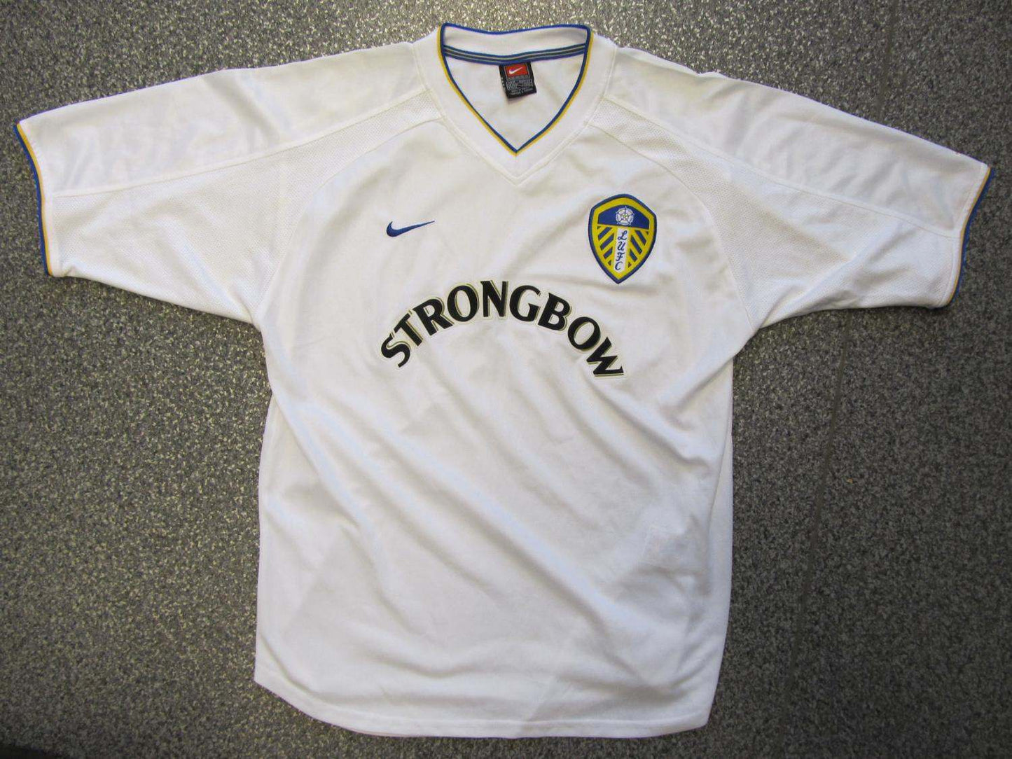 Leeds Home 2002-03 Jersey